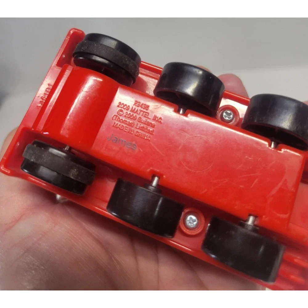 Mattel‎ Thomas & Friends Take-n-Play James pull back Engine Die-Cast Train R9496